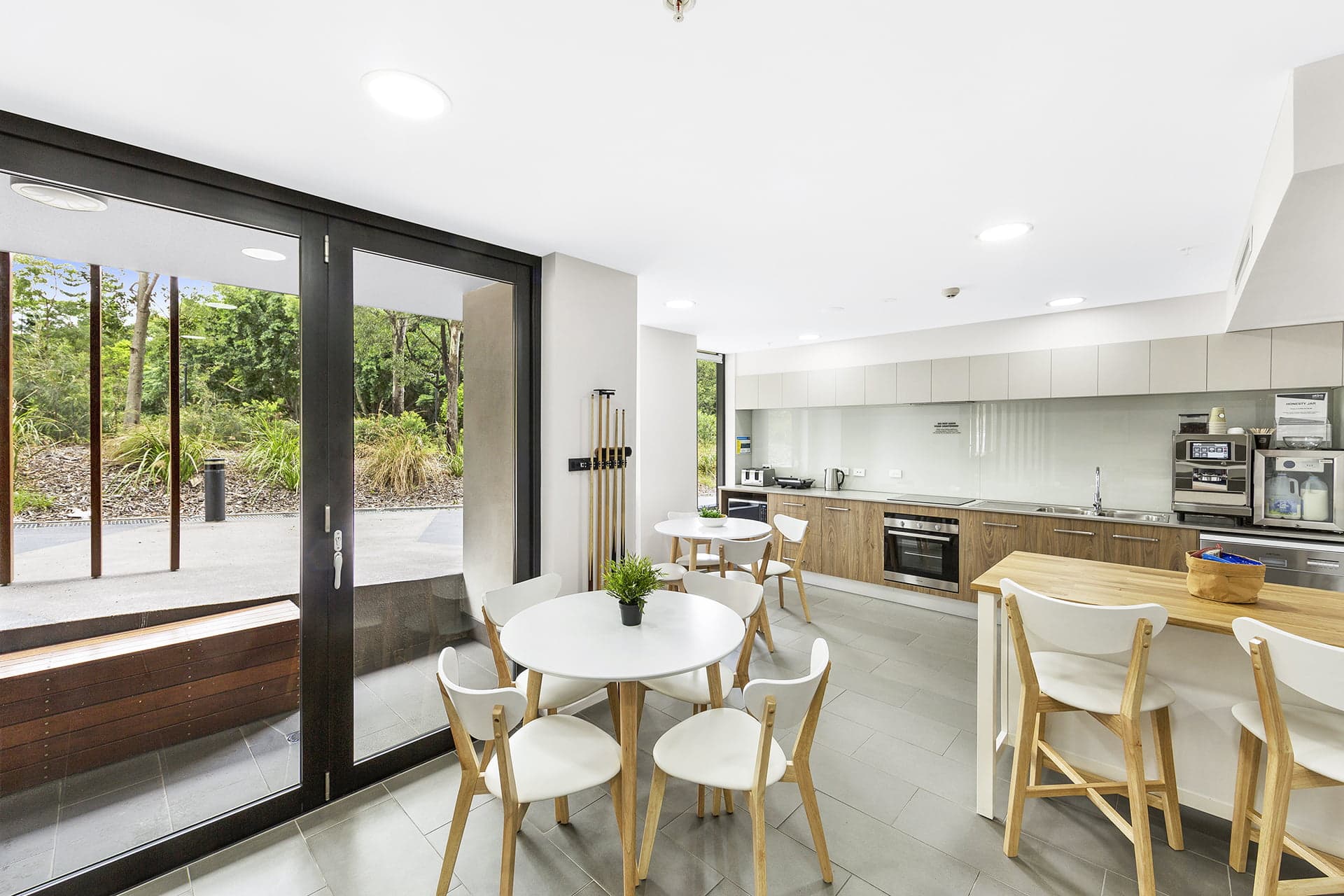Community Kitchen hover
