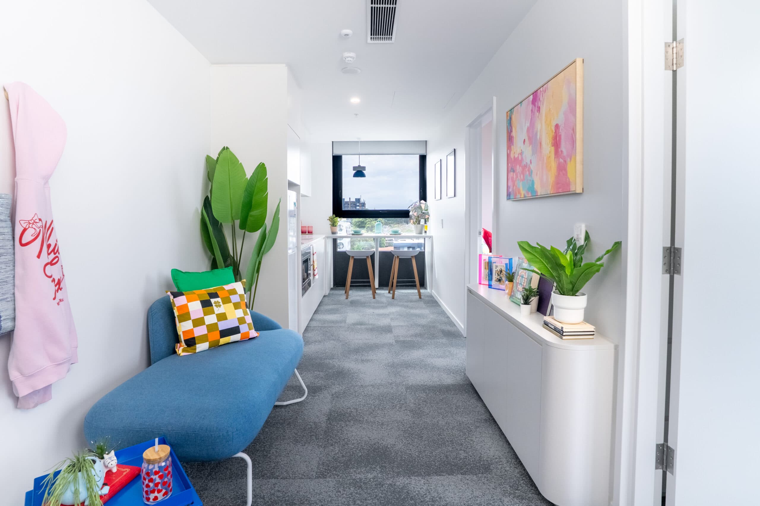 King single bed apartment